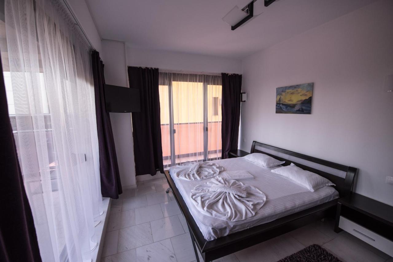 Sns Apartament In Vila Sophia Mamaia Exterior foto
